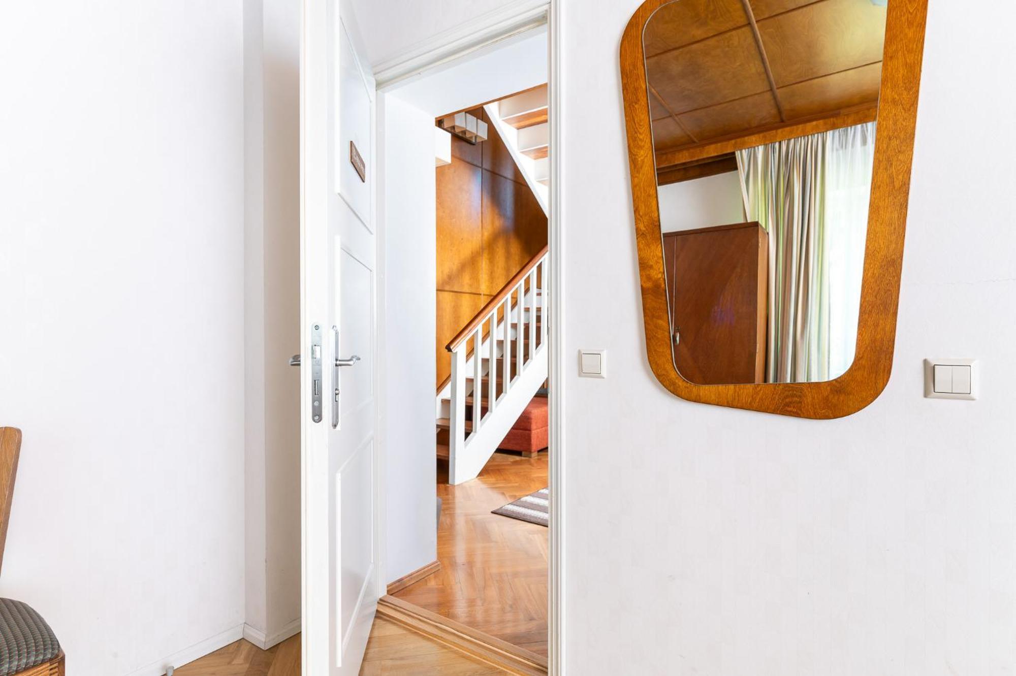 Kadriorg By Rikas Hotels Tallinn Bagian luar foto